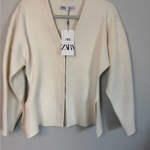 Zara Women's Cream cardigan Sweater Sz m NWT